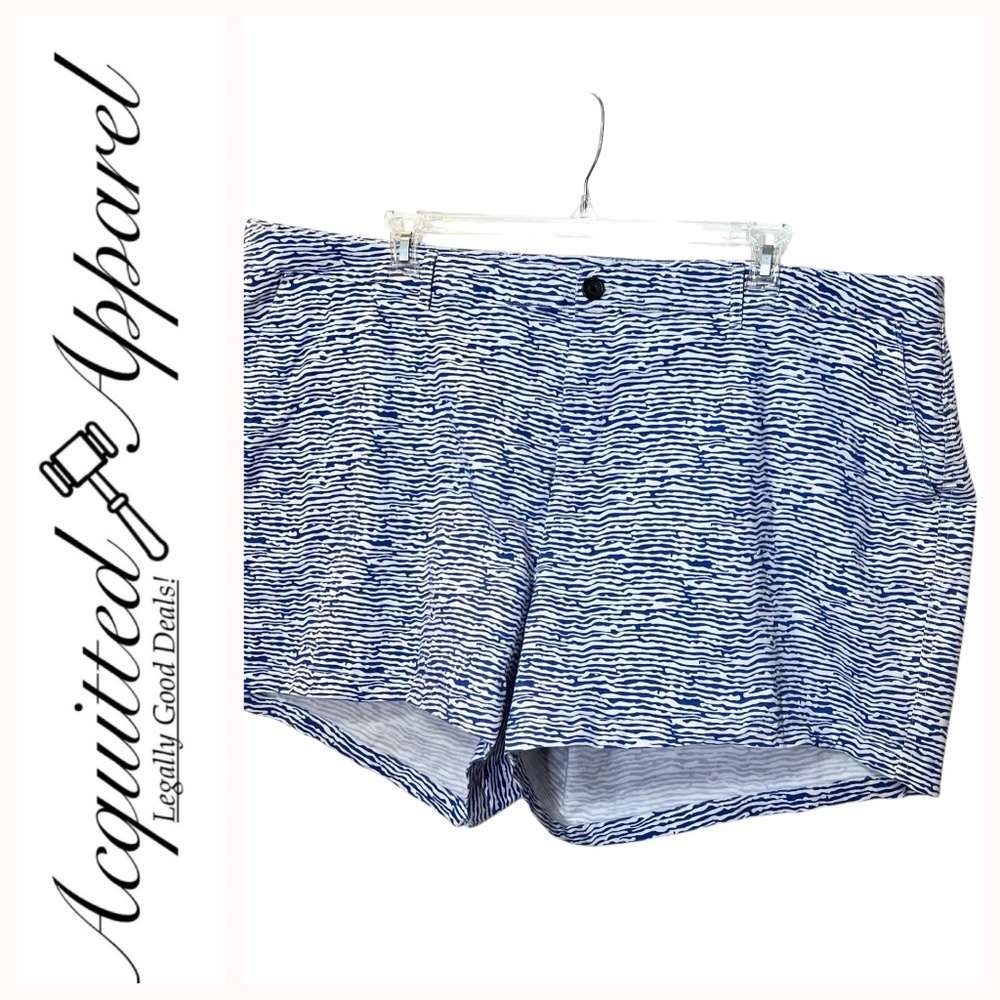 Amazon Essentials Women's Leopard Stripe Shorts 28w